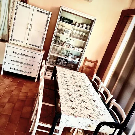 Evviva's House * Osimo